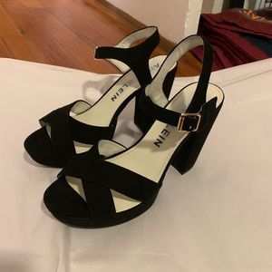4 inch black heels